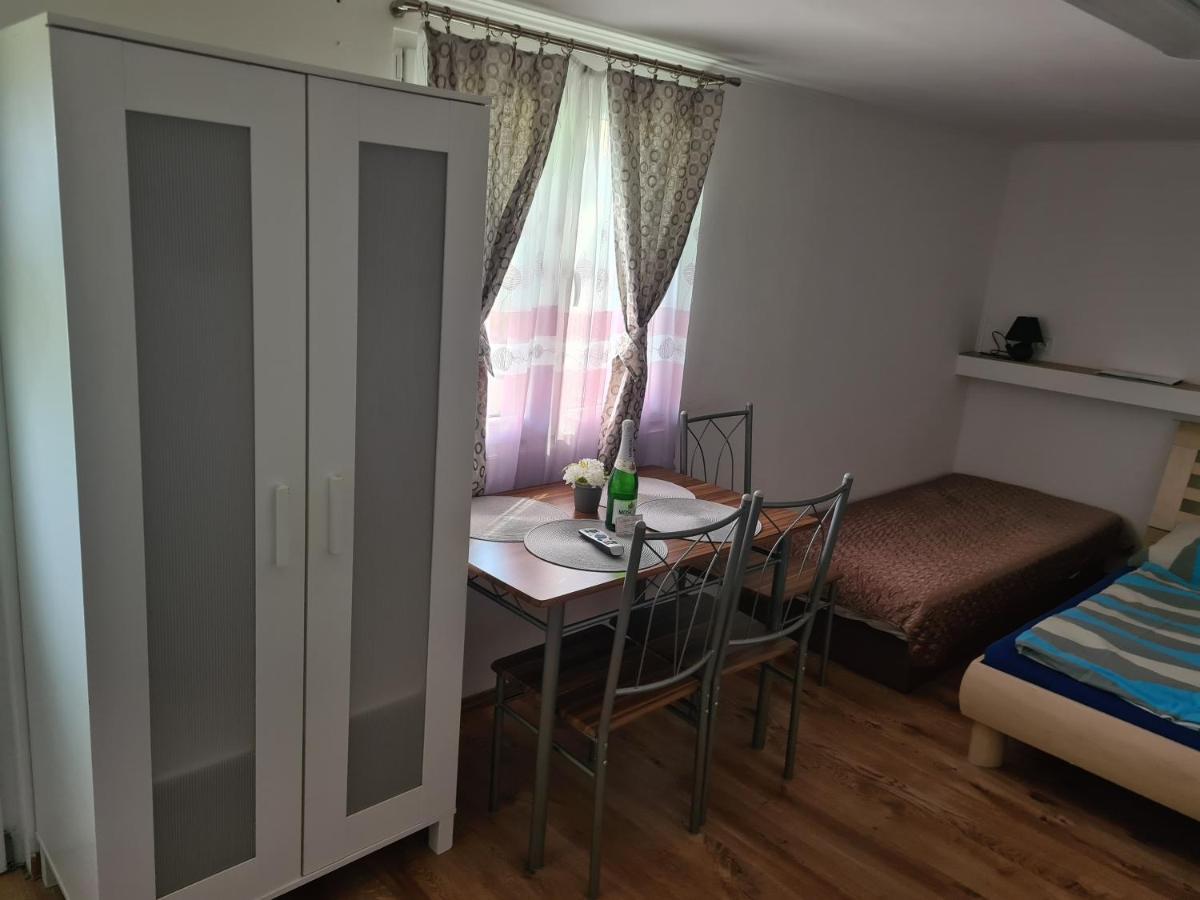 Melanie Apartman Veľký Meder Exteriör bild