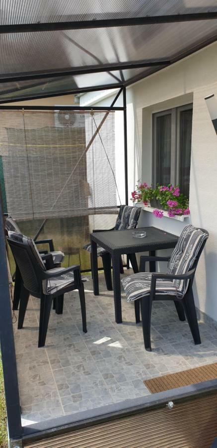 Melanie Apartman Veľký Meder Exteriör bild